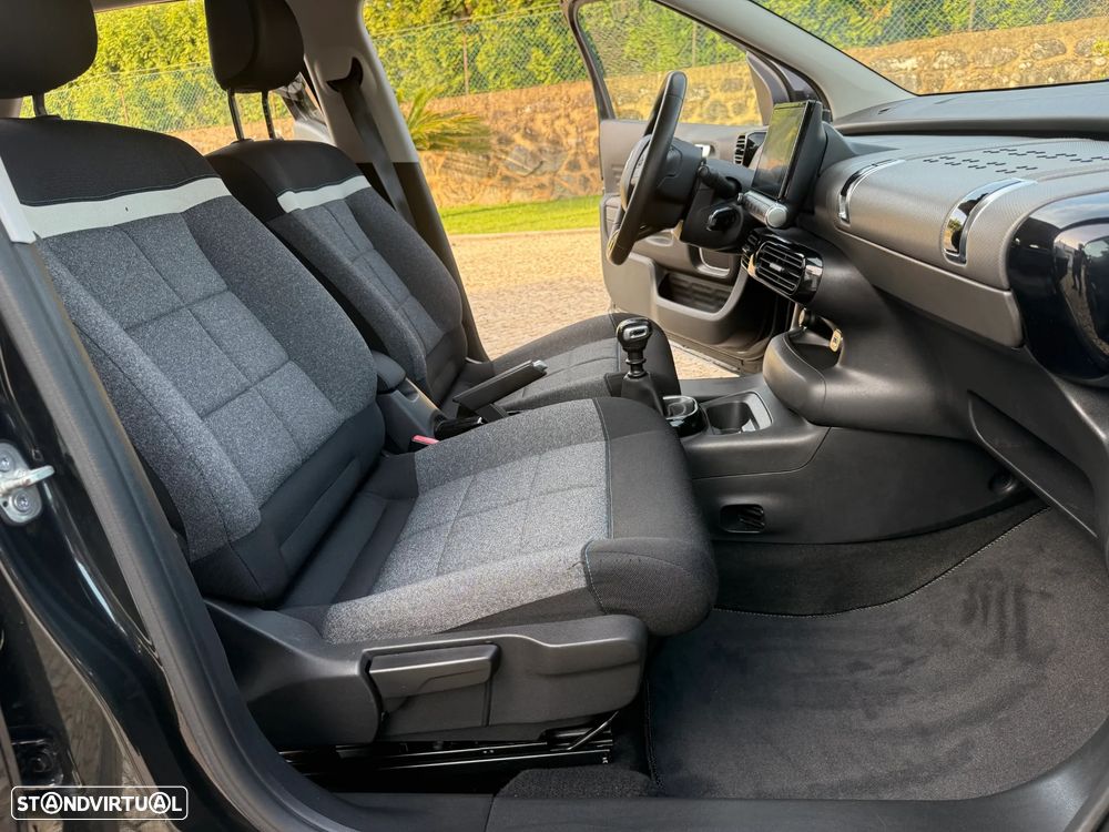 Citroën C4 Cactus 1.2 PureTech Shine - 31