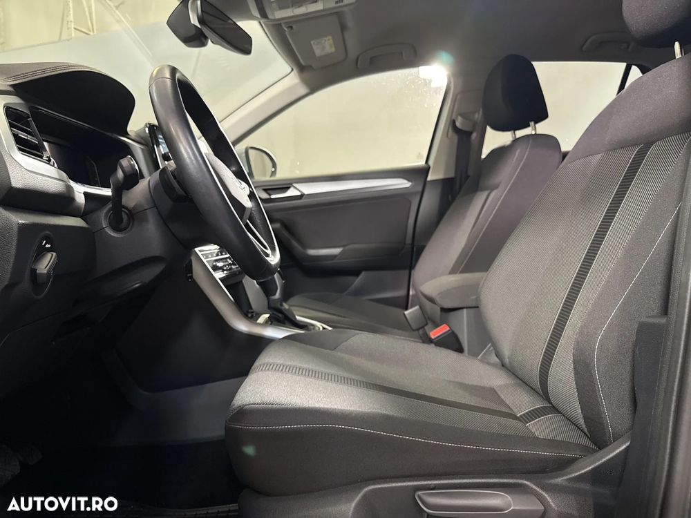 Volkswagen T-Roc - 23