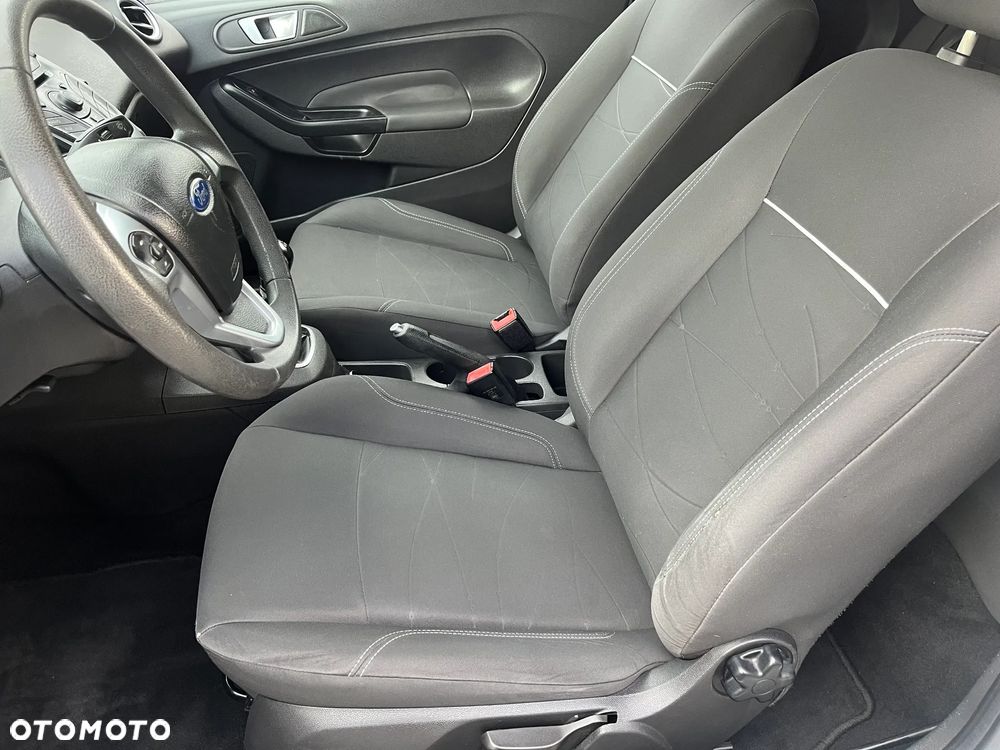 Ford Fiesta - 13