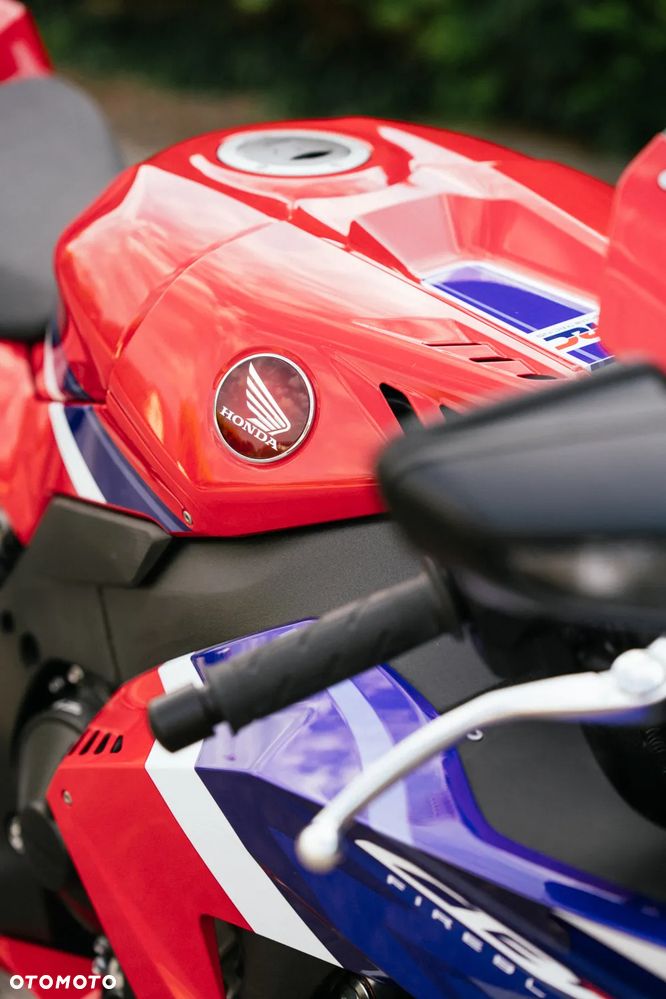 Honda CBR - 4