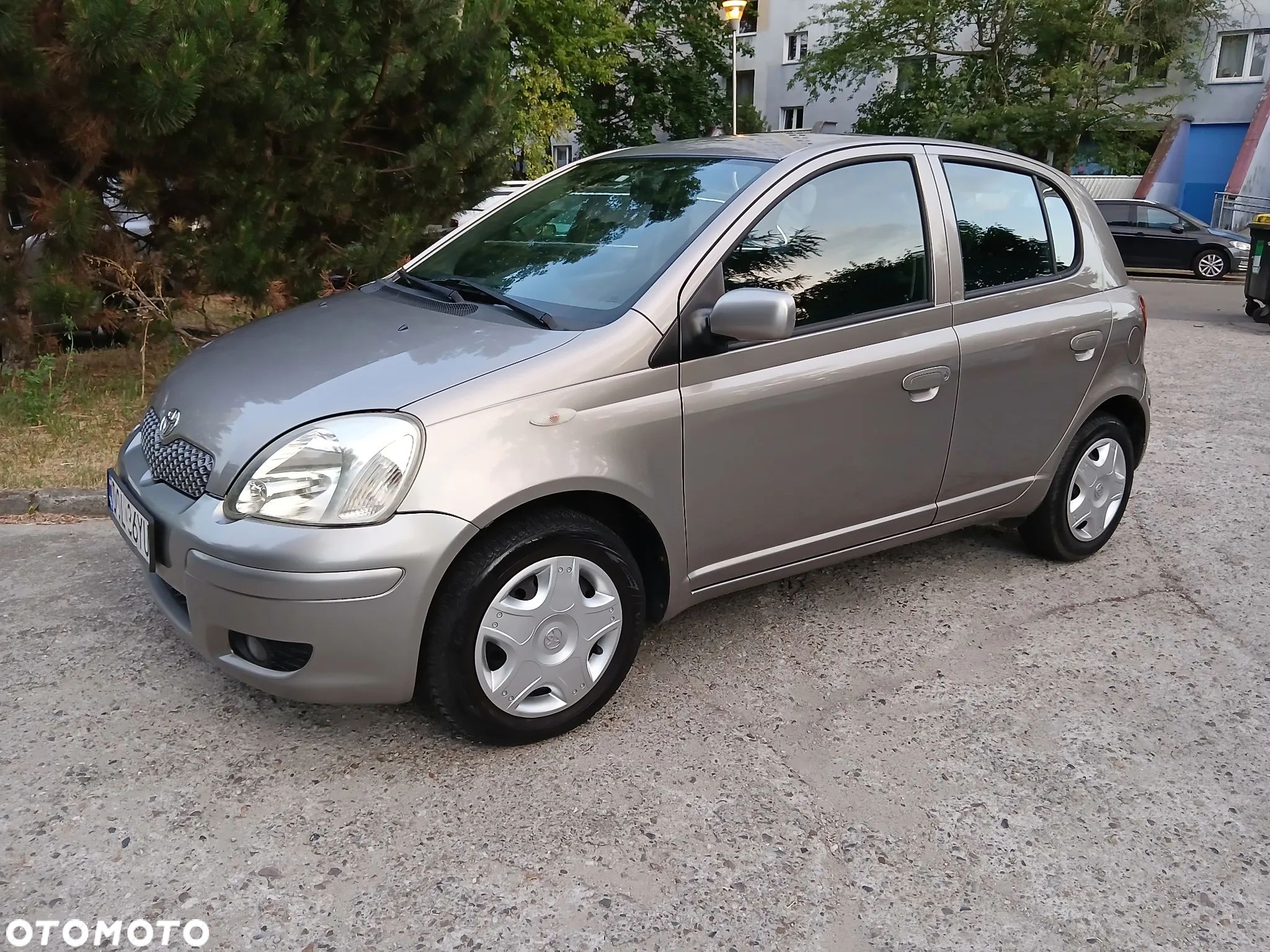 Toyota Yaris 1.0 Unlimited - 1