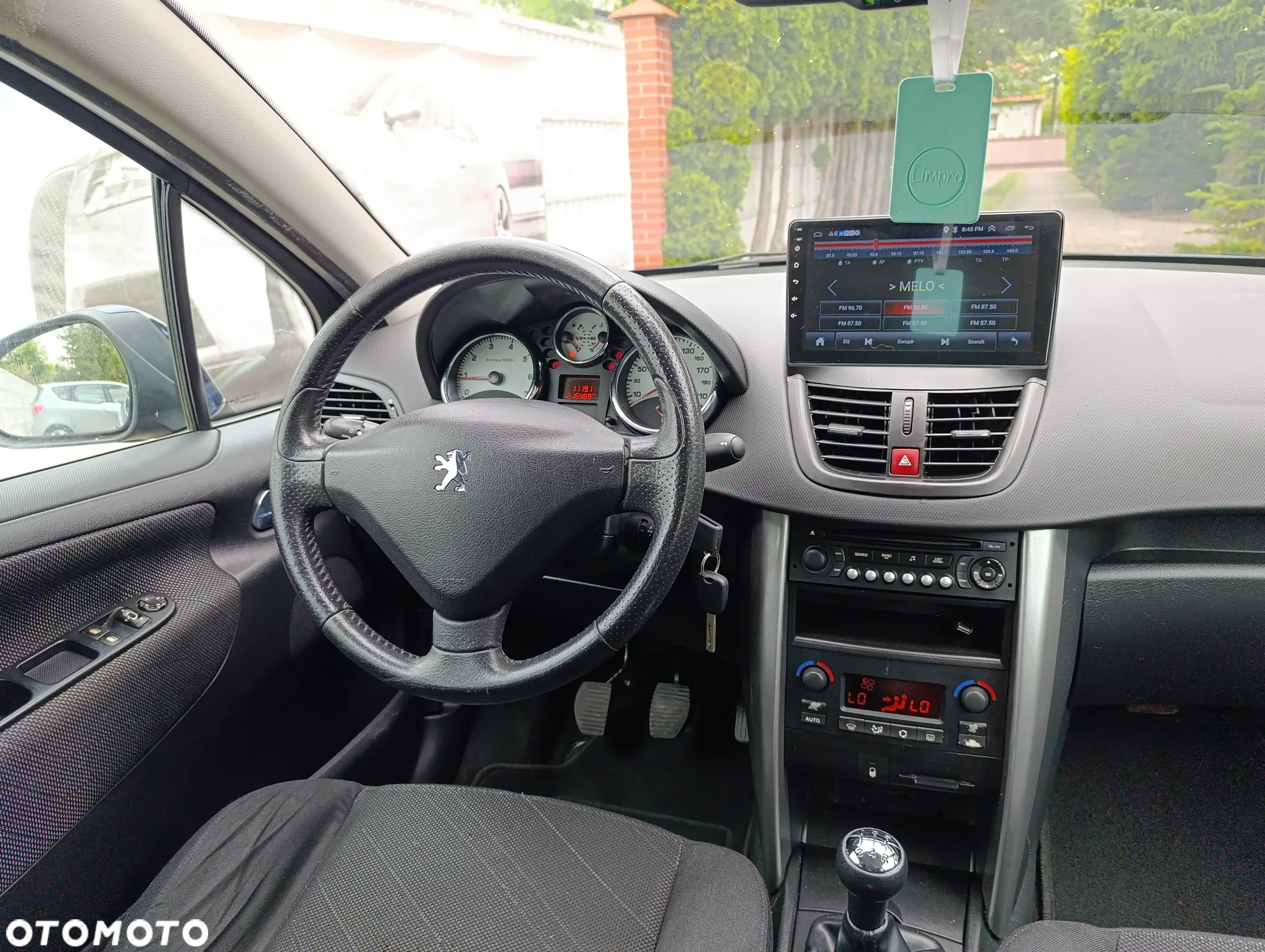 Peugeot 207 - 6