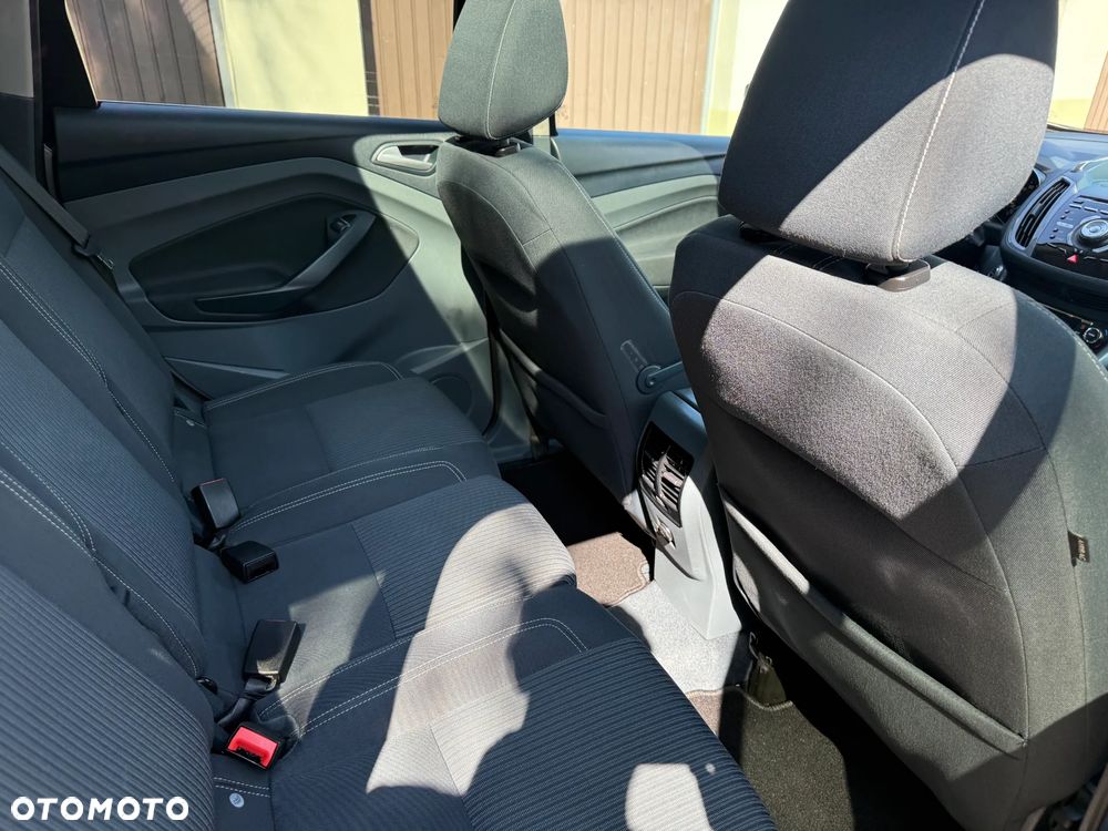 Ford C-MAX 2.0 TDCi Titanium - 34