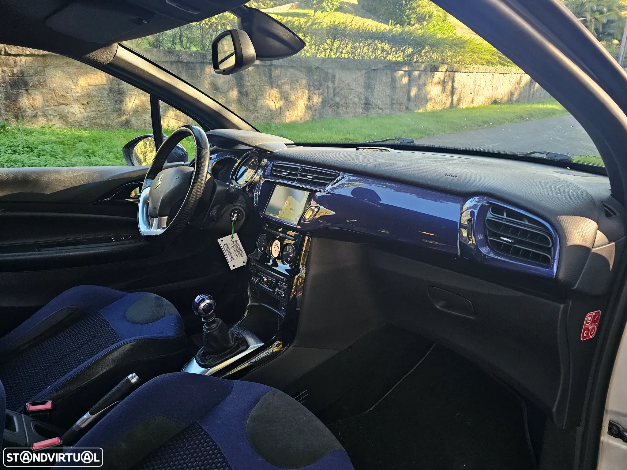 Citroën DS3 1.6 e-HDi Airdream Sport Chic - 20