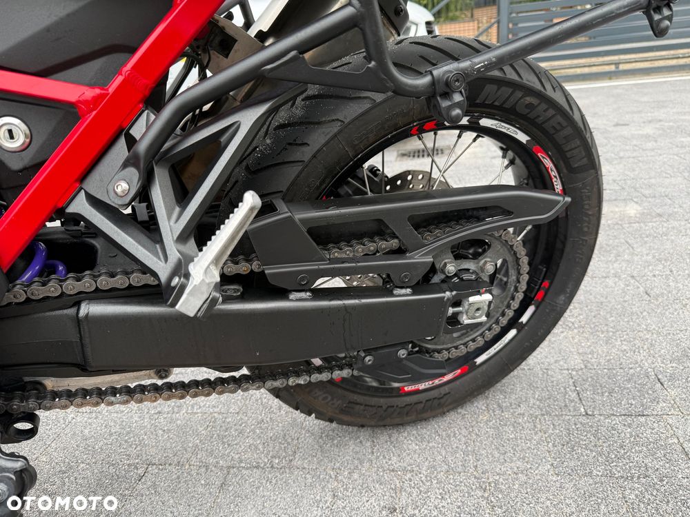 Honda CRF - 9