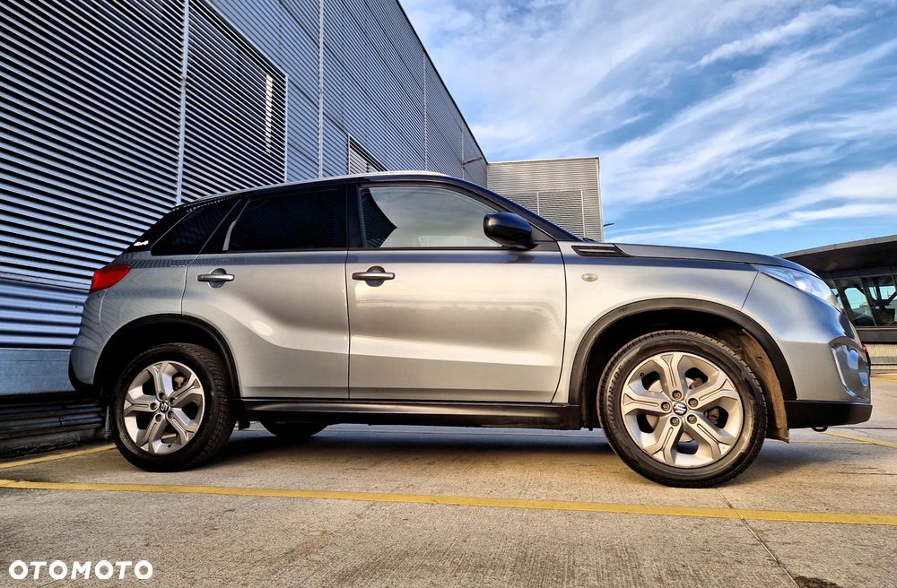 Suzuki Vitara 1.6 Premium 4WD - 9