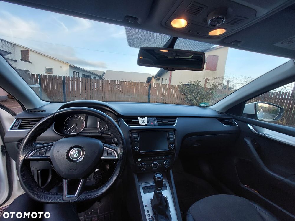 Skoda Octavia 2.0 TDI Ambition DSG - 6