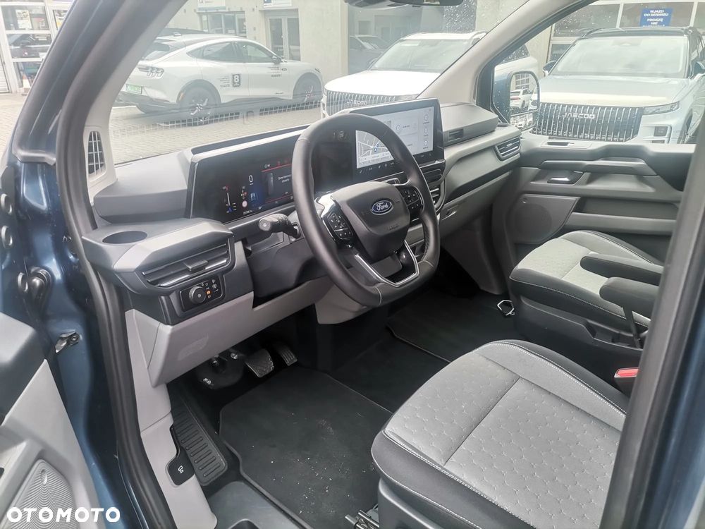 Ford Tourneo Custom 2.0 EcoBlue 320 L2 Titanium - 14