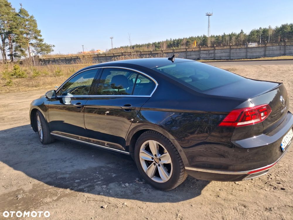 Volkswagen Passat - 6