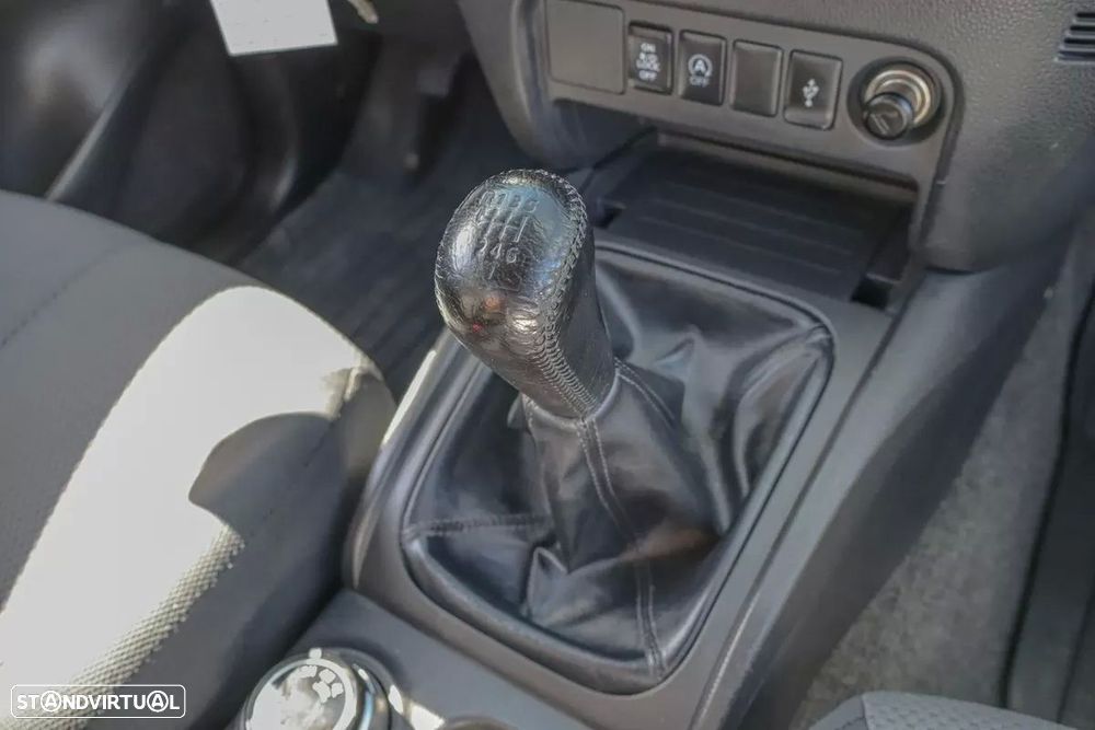 Mitsubishi L200 2.3 DI-D Club Invite Strakar Look 4WD - 16