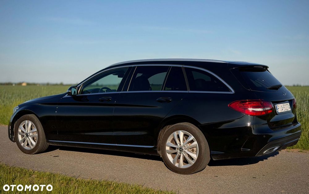 Mercedes-Benz Klasa C 220 d 9G-TRONIC AMG Line - 3