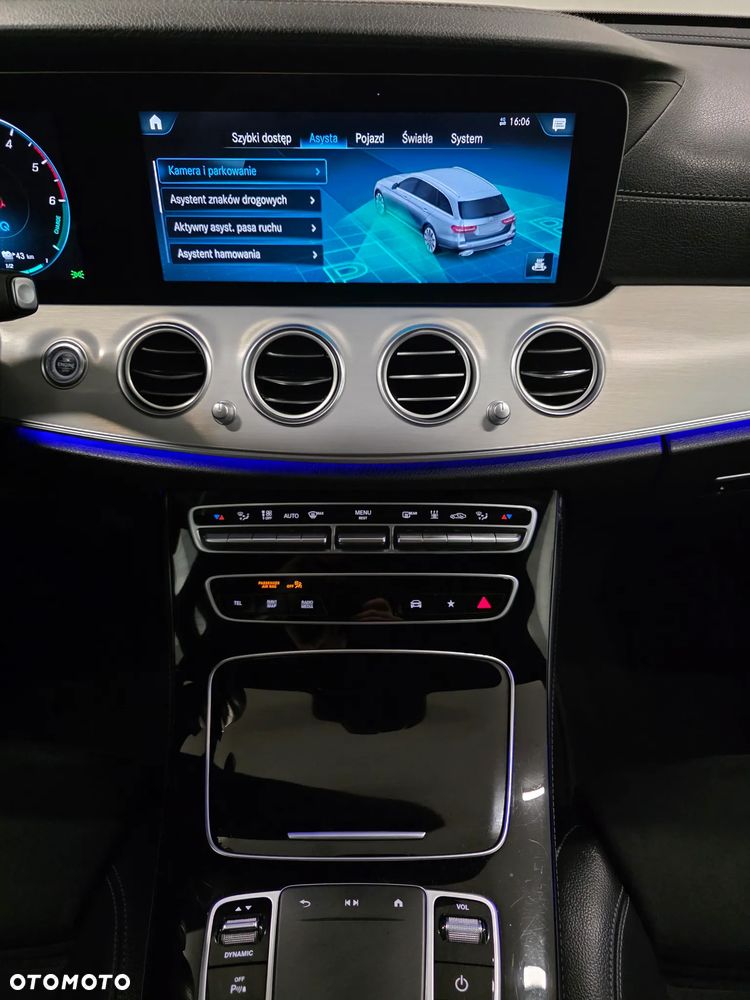 Mercedes-Benz Klasa E 300 de 9G-TRONIC AMG Line - 18