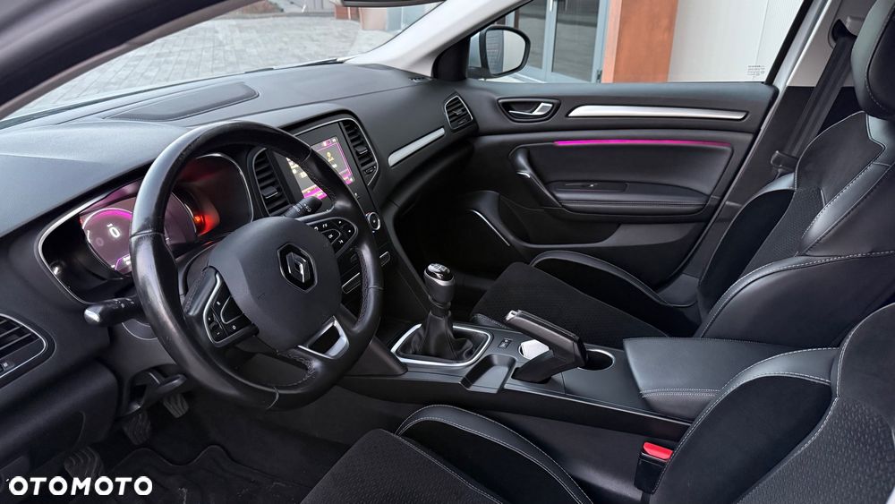 Renault Megane 1.6 dCi Intens - 8
