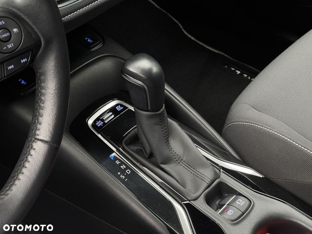 Toyota Corolla 2.0 Hybrid Comfort - 11