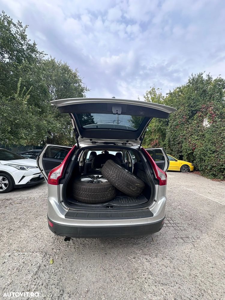 Volvo XC 60 D5 AWD Summum - 7