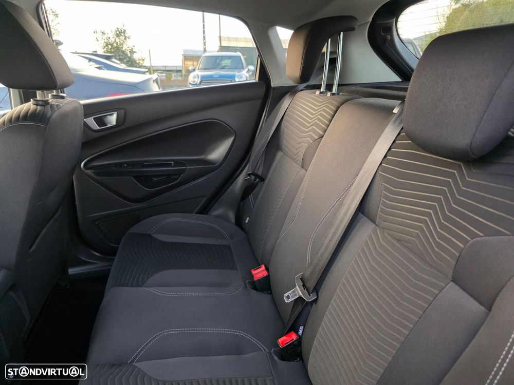 Ford Fiesta 1.5 TDCi Titanium - 7