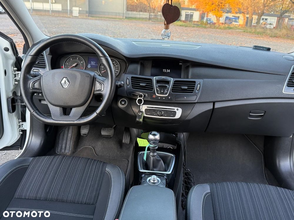 Renault Laguna ENERGY dCi 130 FAP Start & Stop Bose Edition - 6