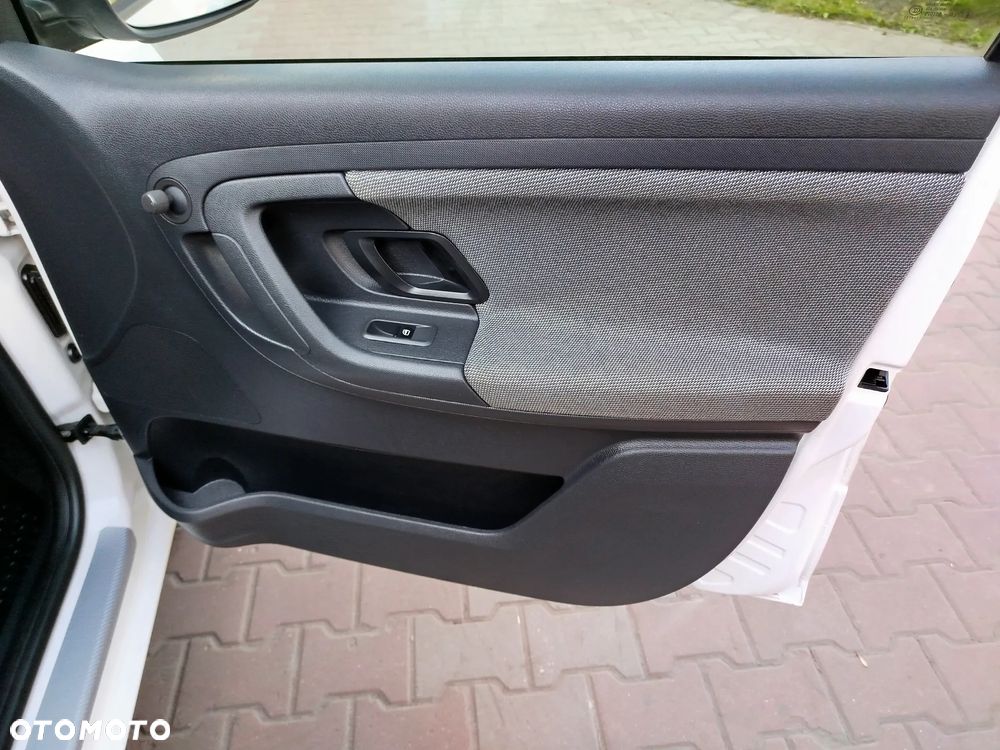 Skoda Fabia 1.2 HTP Active - 21