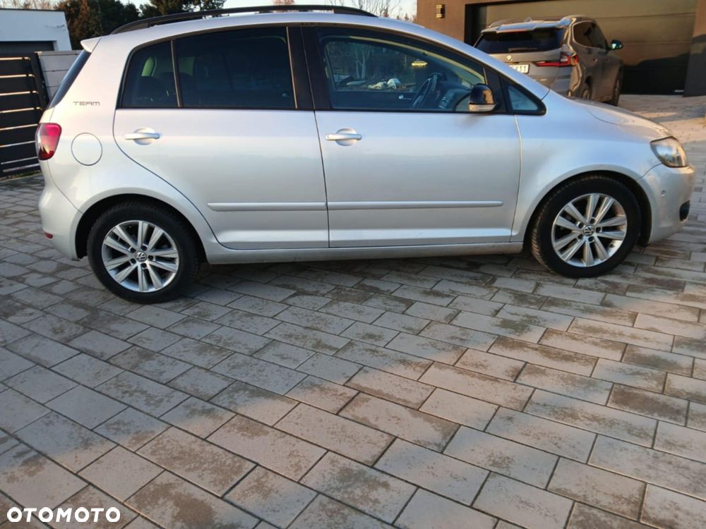 Volkswagen Golf Plus - 9