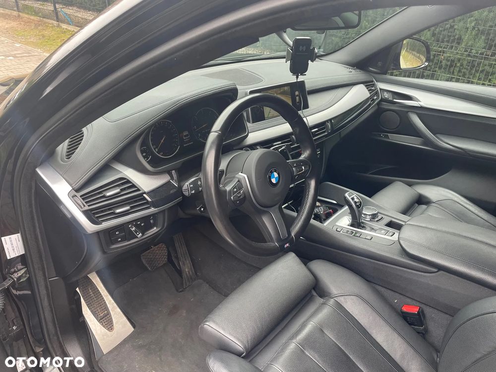 BMW X6 - 11