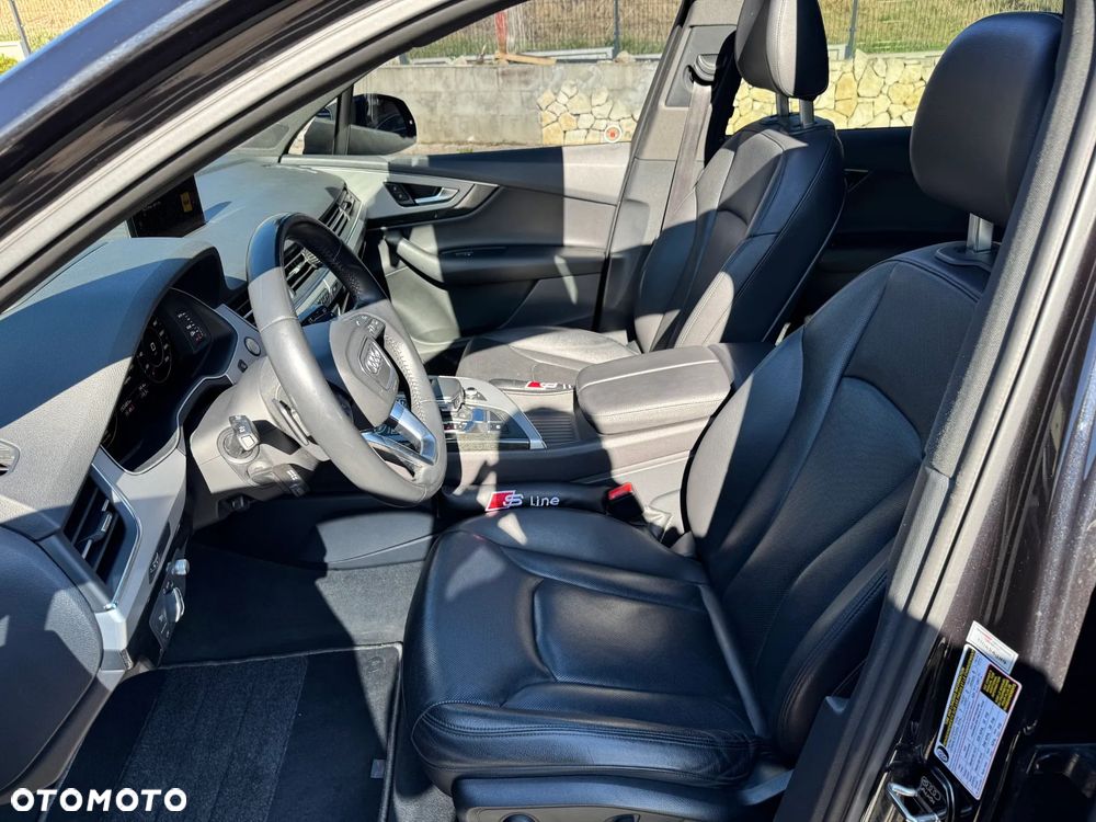 Audi Q7 - 18