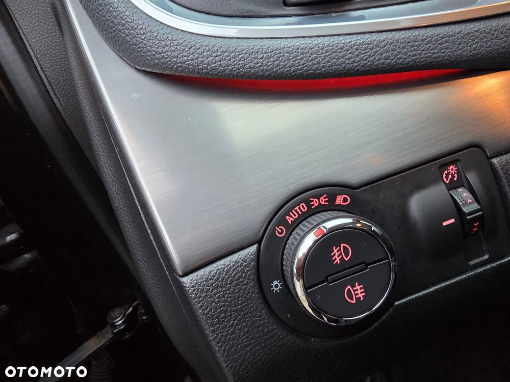 Opel Mokka 1.4 Turbo ecoFLEX Start/Stop 4x4 Color Edition - 27