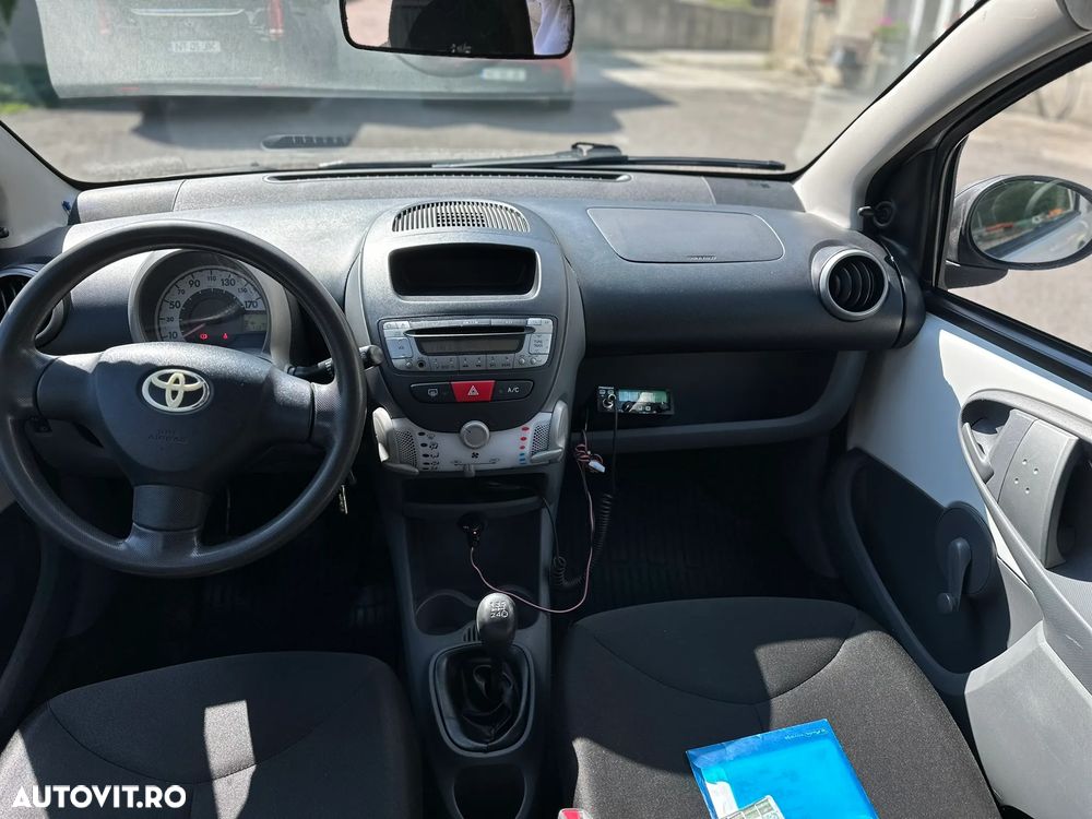 Toyota Aygo 1.0 Terra - 9