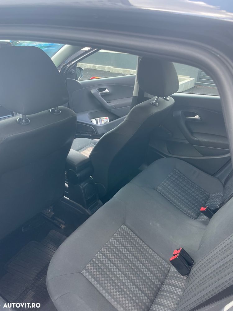 Volkswagen Polo - 5