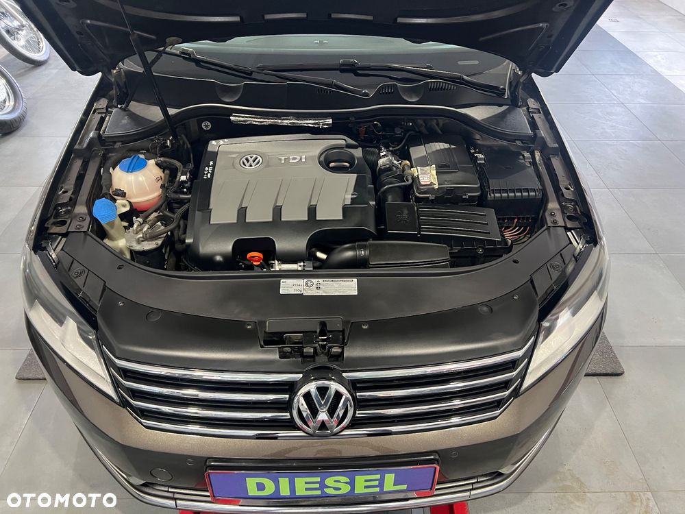 Volkswagen Passat 1.6 TDI (BlueMotion Technology) Comfortline - 13