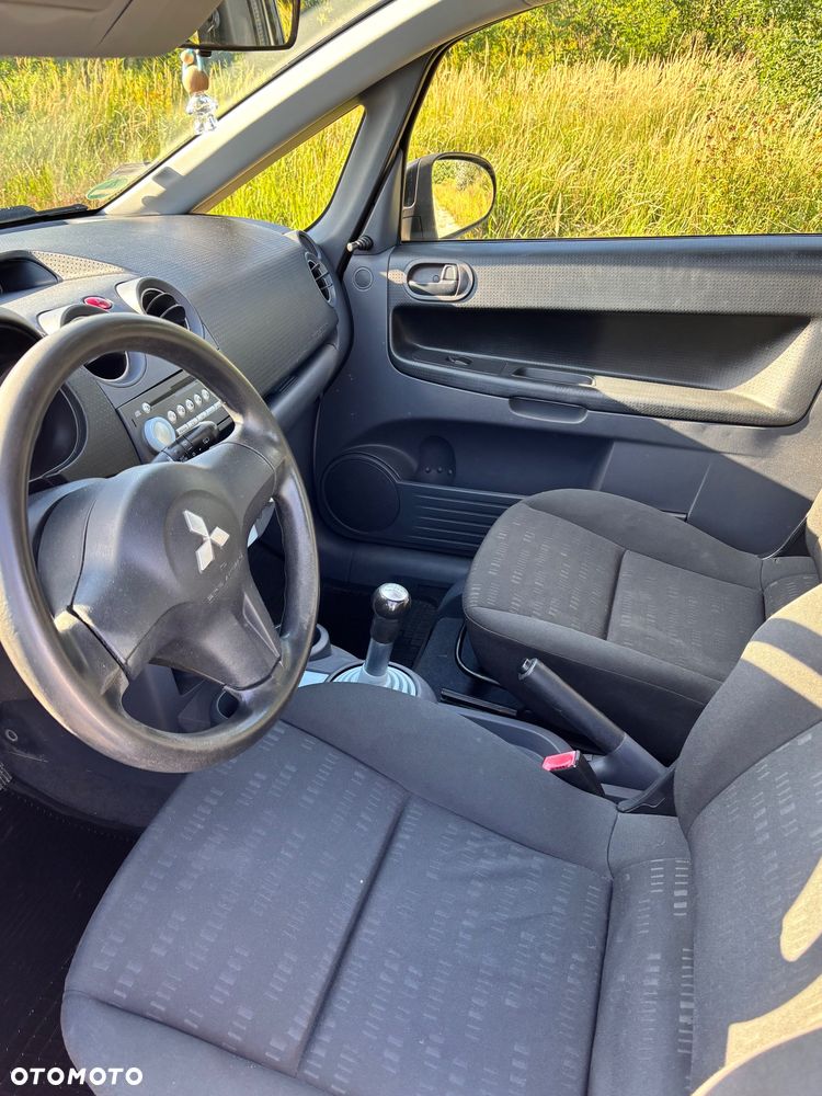 Mitsubishi Colt 1.1 Inform - 15
