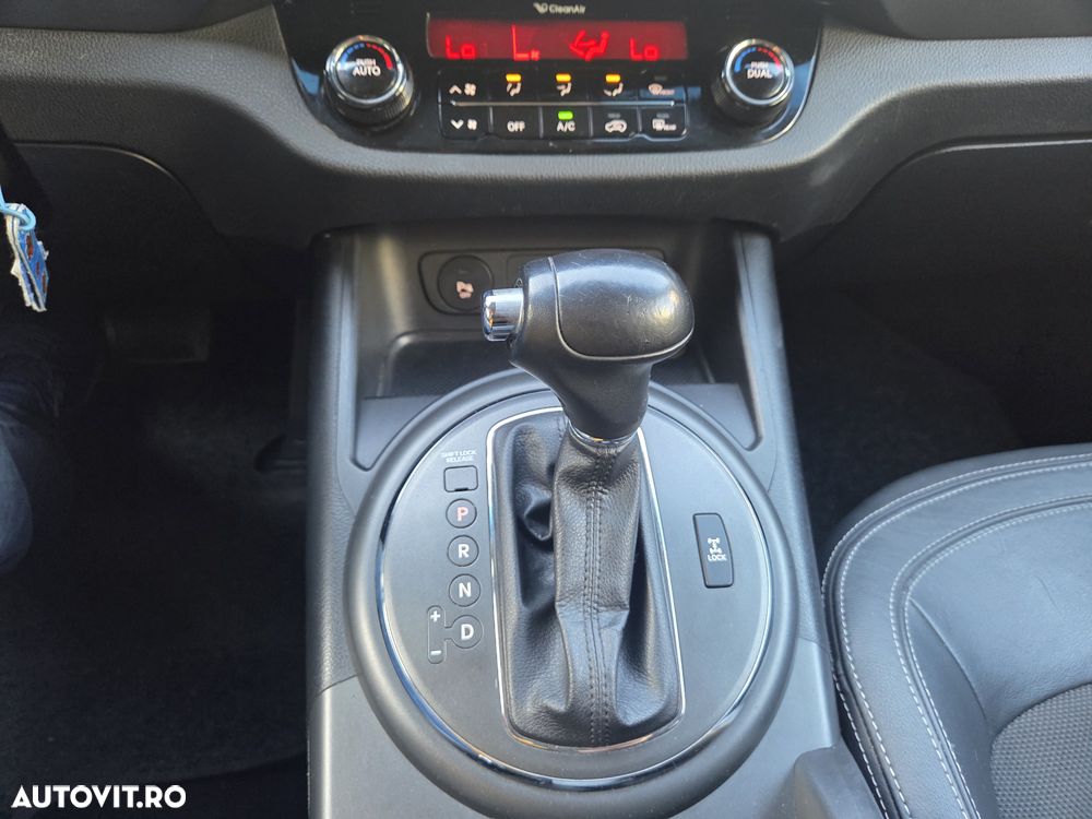 Kia Sportage 2.0 DSL HP 6AT 4x4 Style - 10