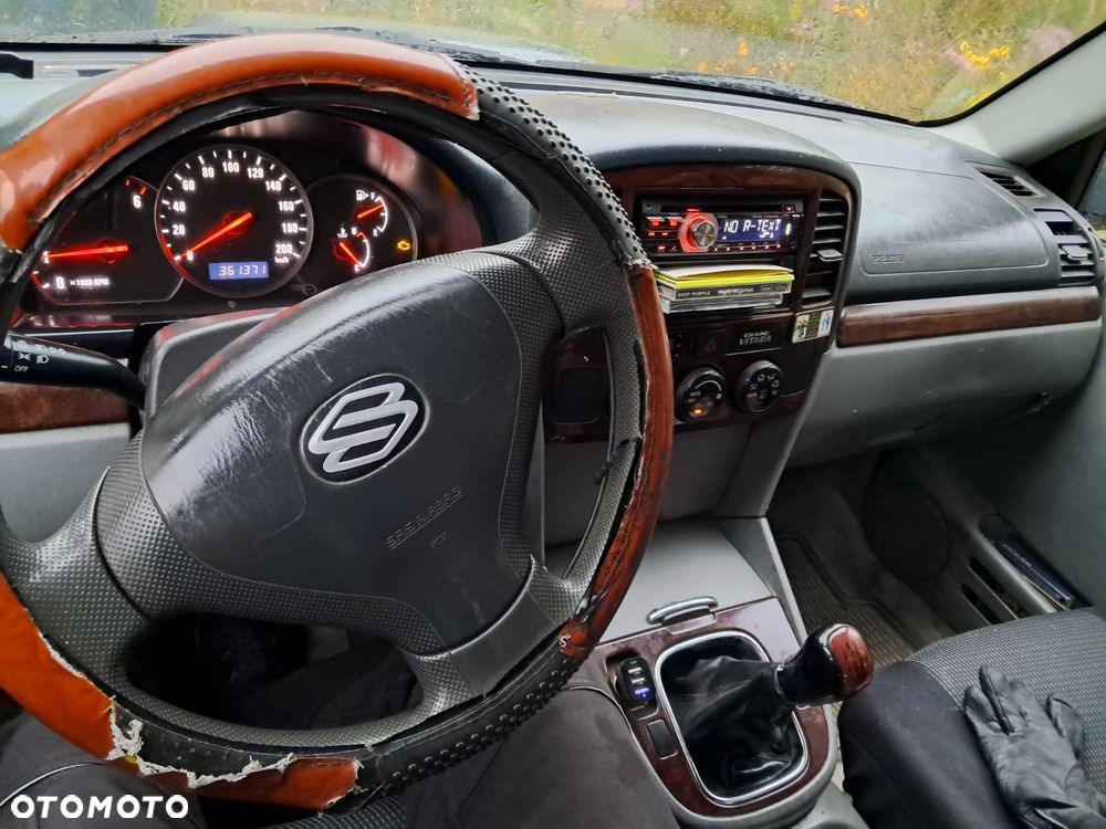 Suzuki Grand Vitara - 9