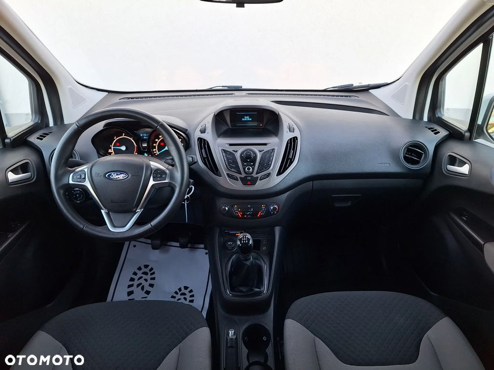 Ford Tourneo Courier - 5