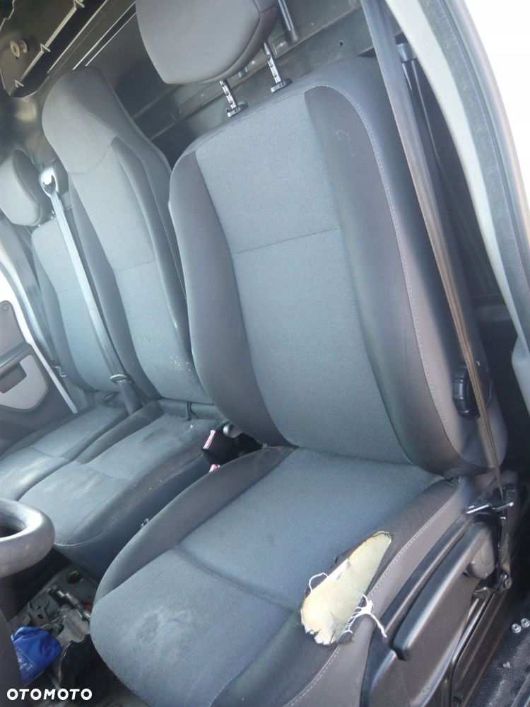 Fotel przedni lewy kierowcy Renault Master III - 1