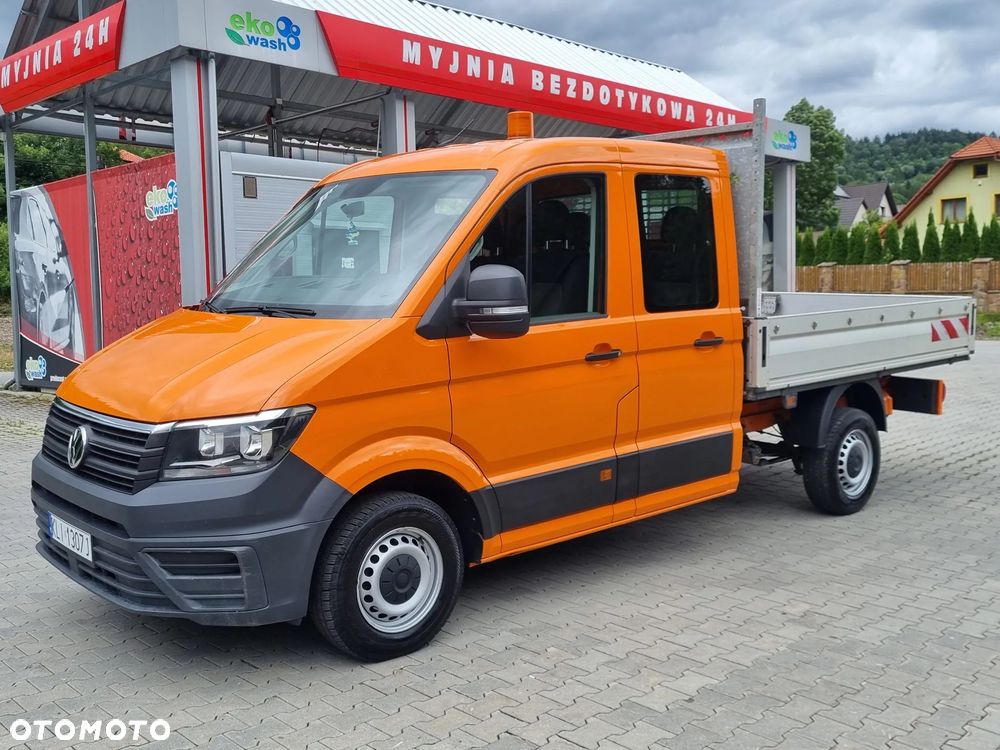 Volkswagen CRAFTER 7 osób hak 3T skrzyniowy - 1