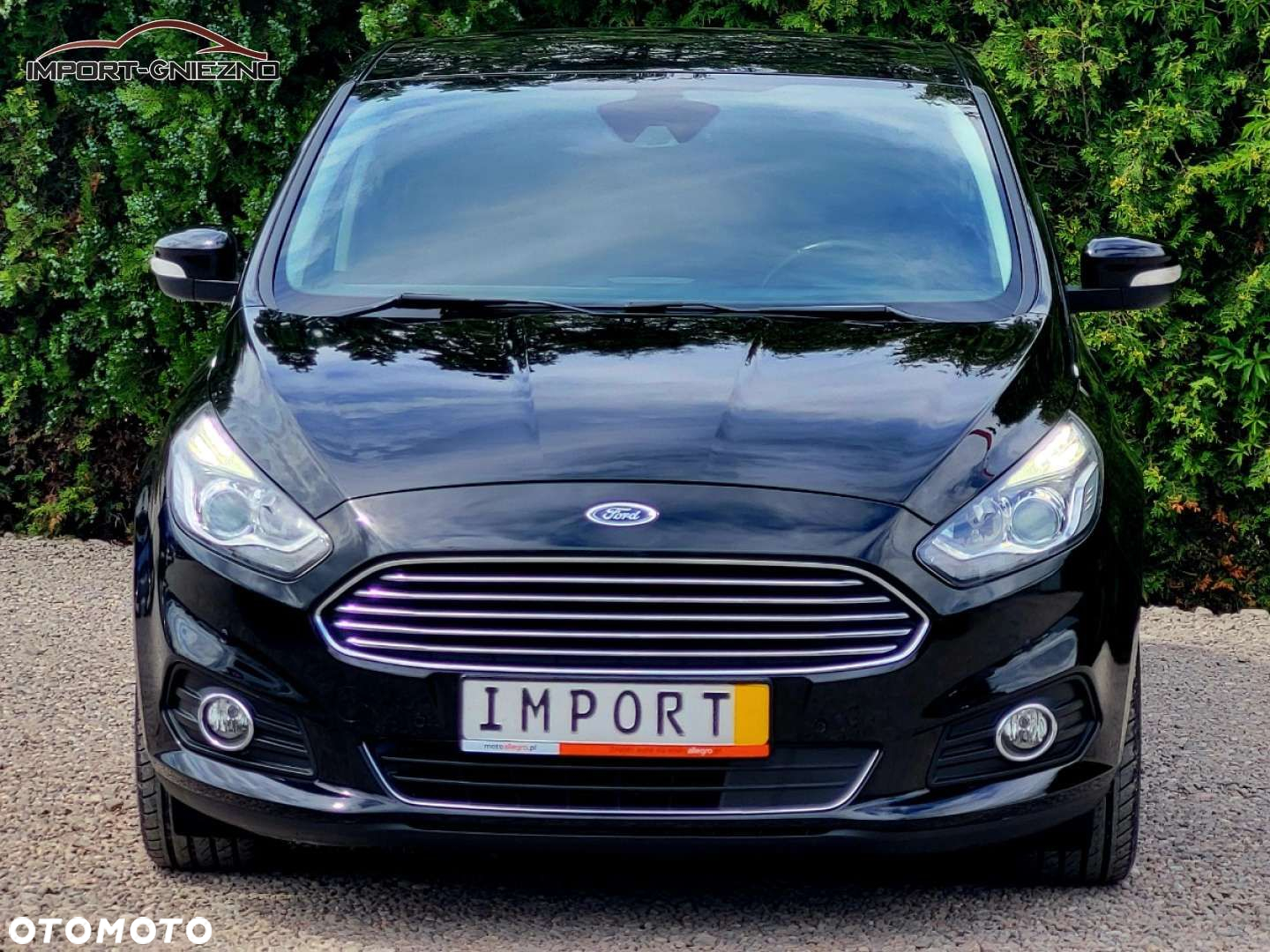 Ford S-Max - 10