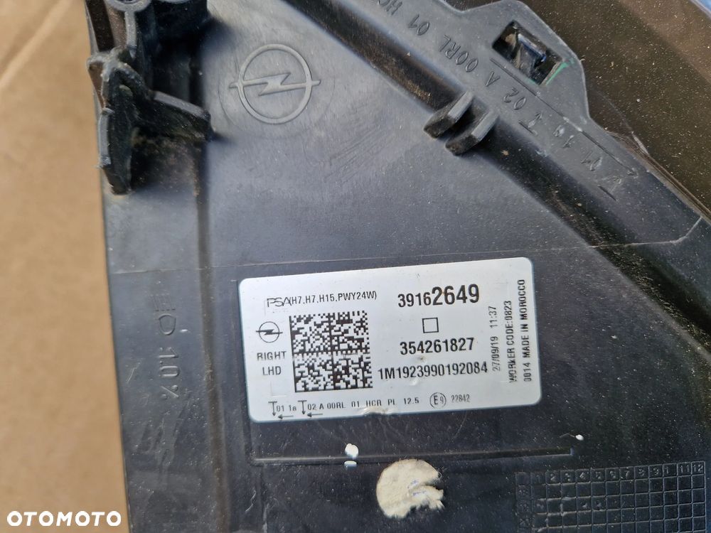 OPEL CORSA F LAMPA REFLEKTOR PRAWA LEWA PRZÓD PRZEDNIA 39162649 - 4