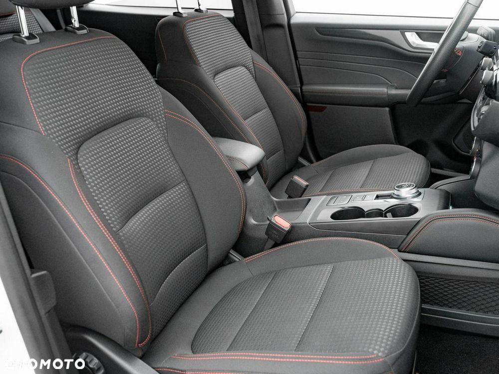 Ford Kuga 2.5 FHEV FWD ST-Line - 34