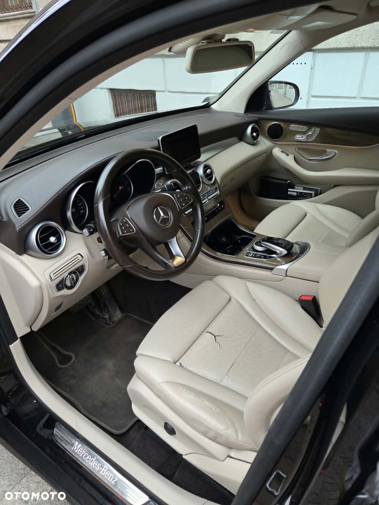 Mercedes-Benz GLC - 10