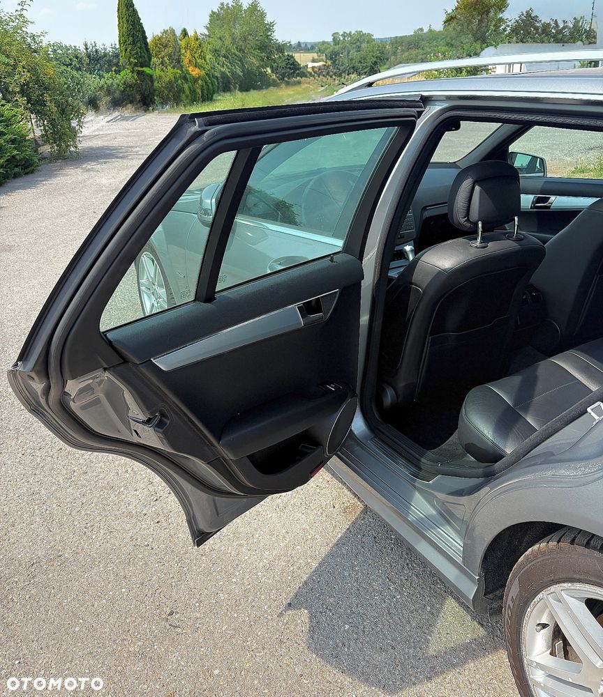 Mercedes-Benz Klasa C 350 CDI 4-Matic Avantgarde - 9