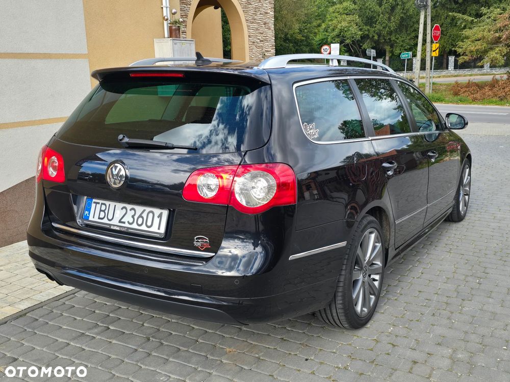 Volkswagen Passat Variant 2.0 TSI R-Line Edition Plus - 11