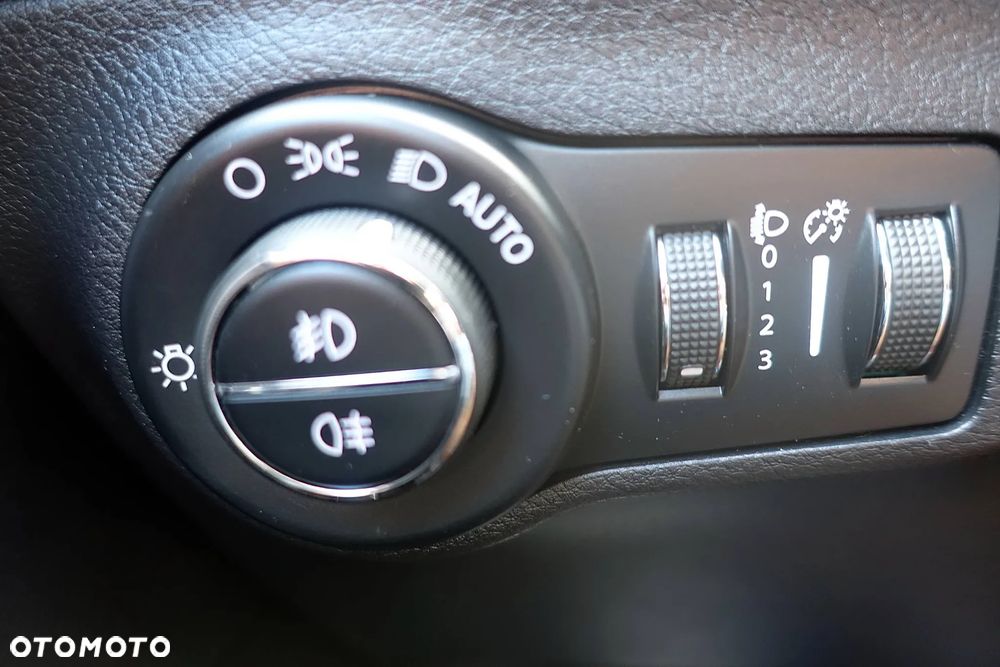 Jeep Compass 2.0 MultiJet Active Drive Limited - 35