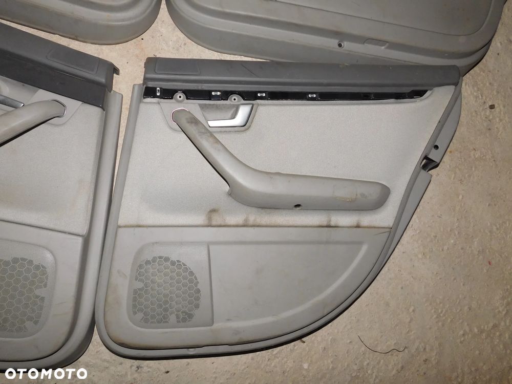 tapicerka drzwi boczki AUDI A4 B6 B7 komplet - 3