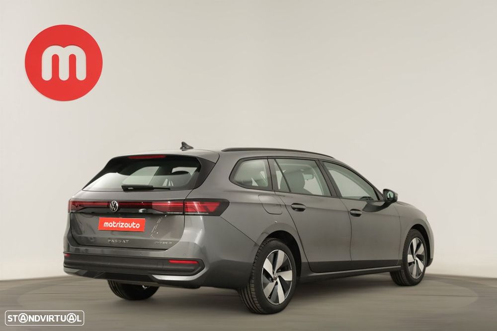 VW Passat Variant 1.5 TSI eHybrid DSG - 4
