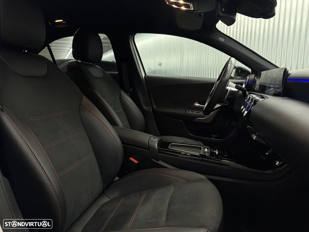 Mercedes-Benz A 200 Limousine AMG Line Aut. - 24