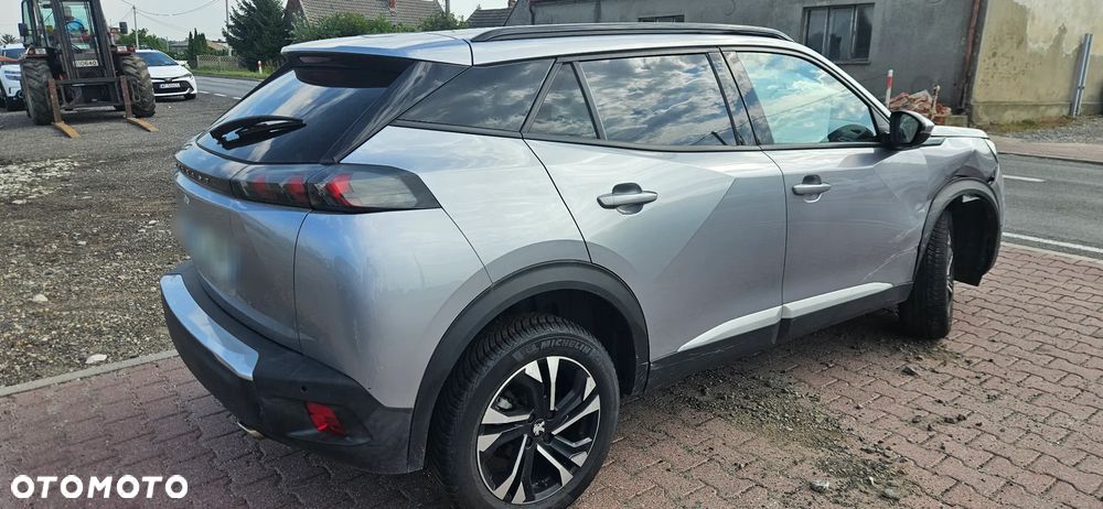 Peugeot 2008 BlueHDi 110 Allure - 3