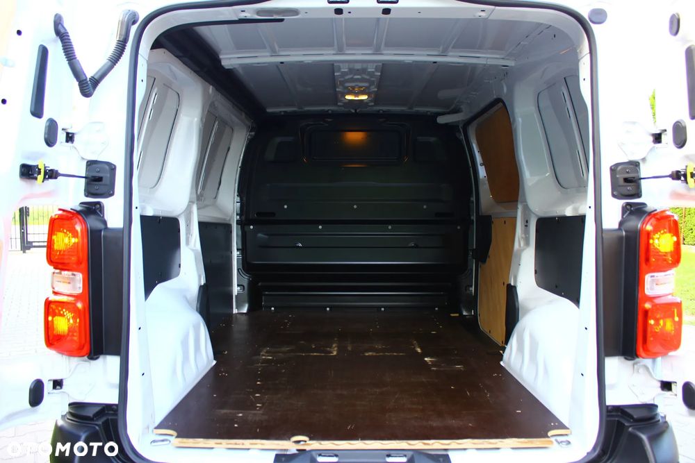 Peugeot EXPERT 2.0 177KM AUTOMAT  3 OSOBOWY NAVIGACJA KAMERA COFANIA ŁADNE AUTO - 40