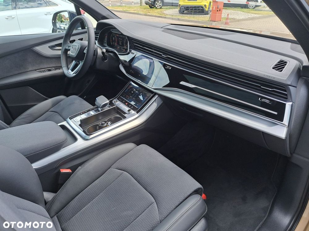 Audi Q7 - 21