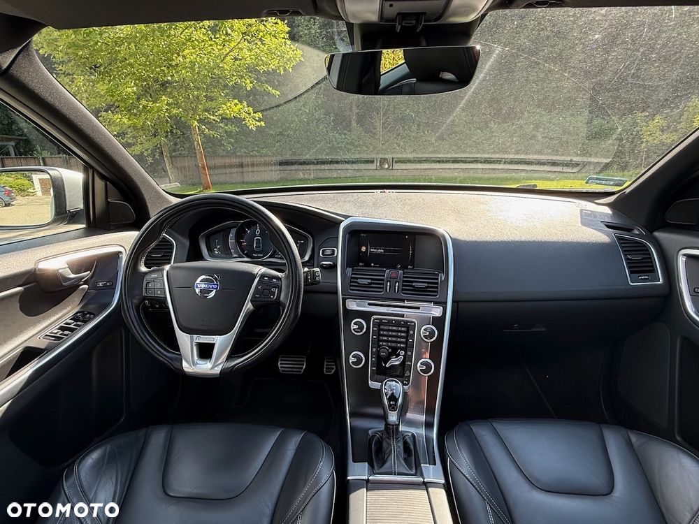 Volvo XC 60 D5 AWD Summum - 36