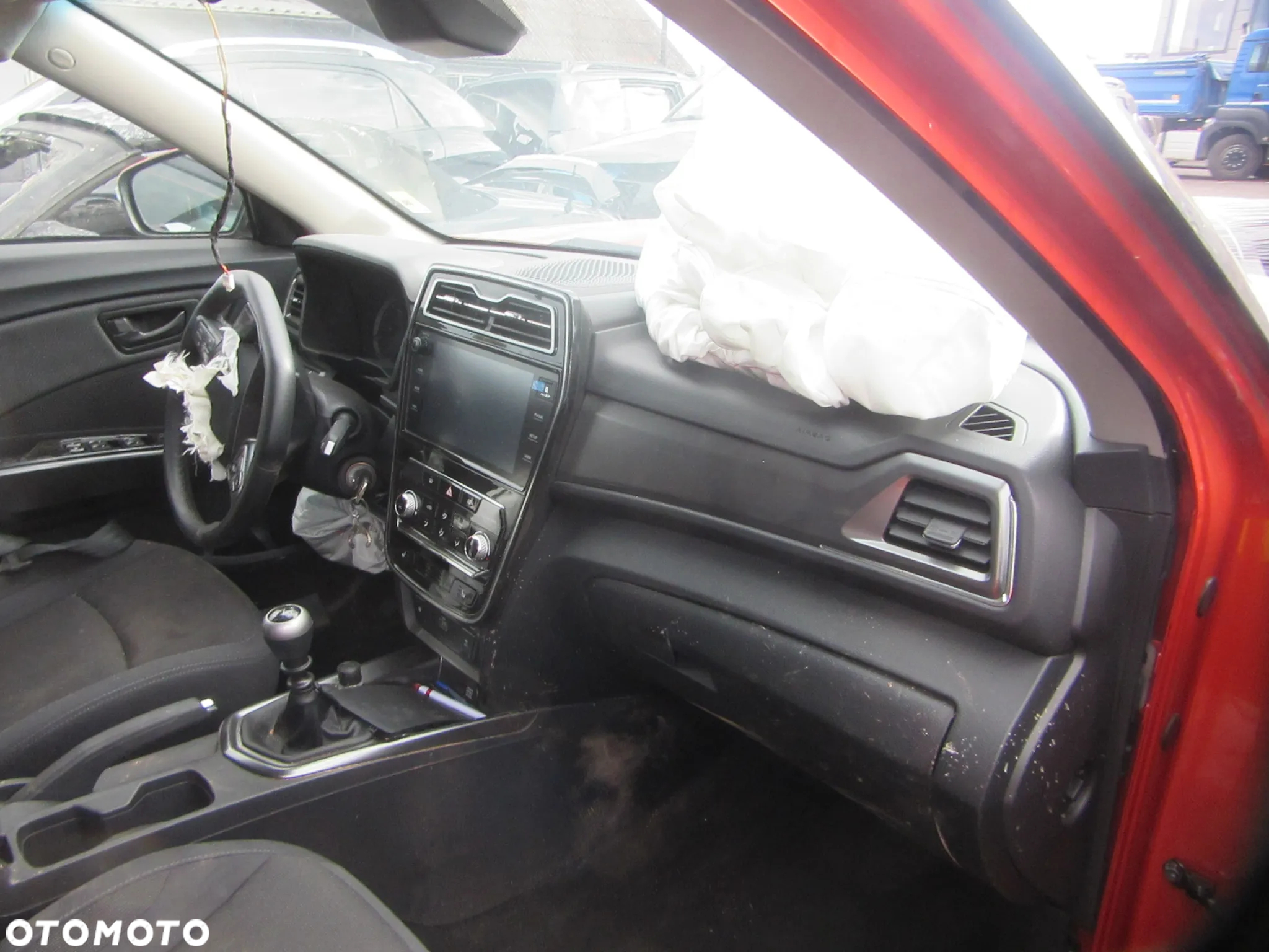 KLAPA BAGAŻNIKA SsangYong Tivoli Lift 2019 Wszystkie części - 7